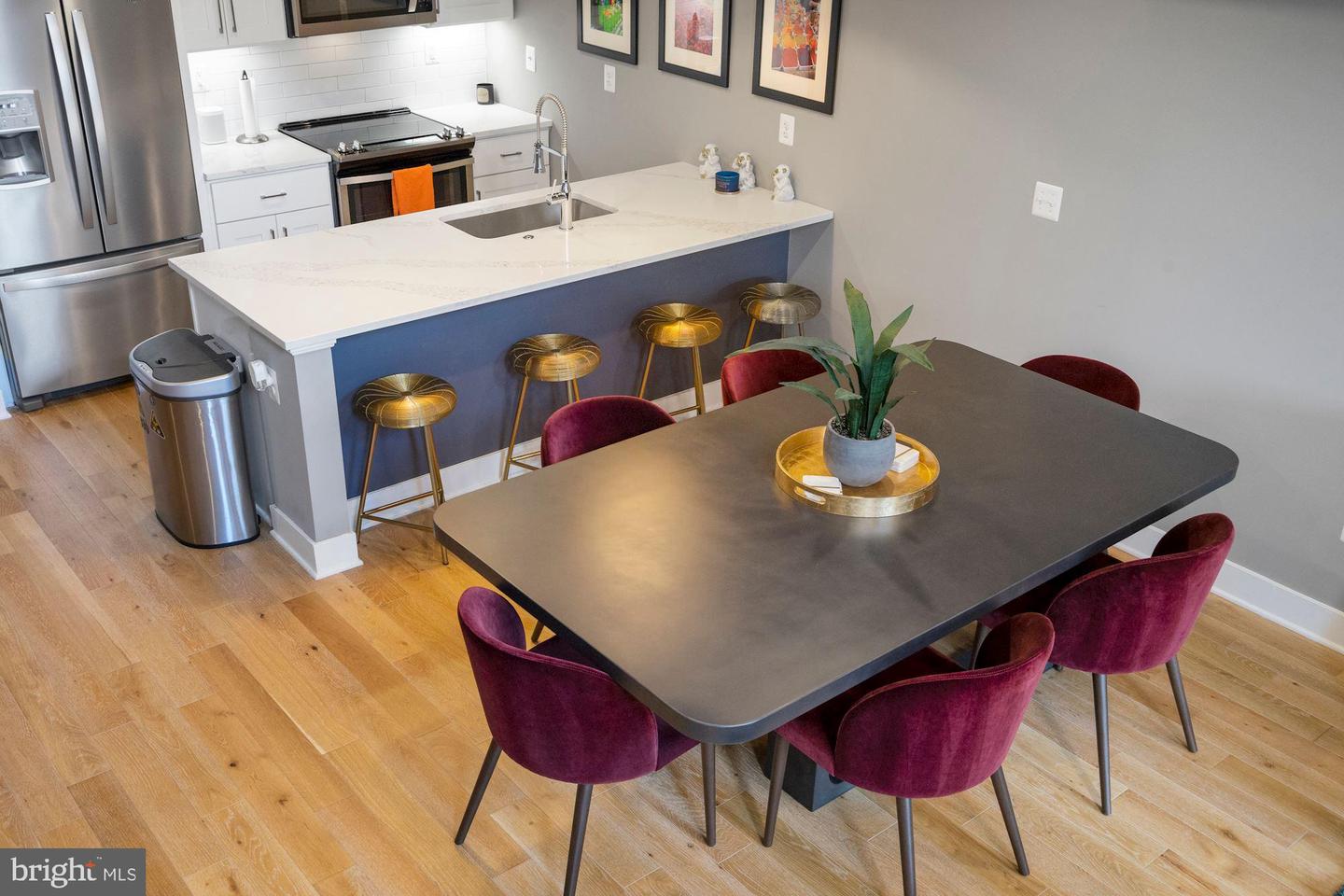 723 18th STREET NE Unit: 723-2