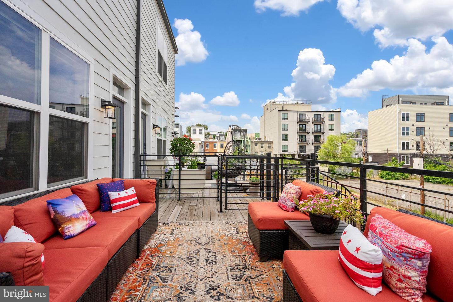 723 18th STREET NE Unit: 723-2