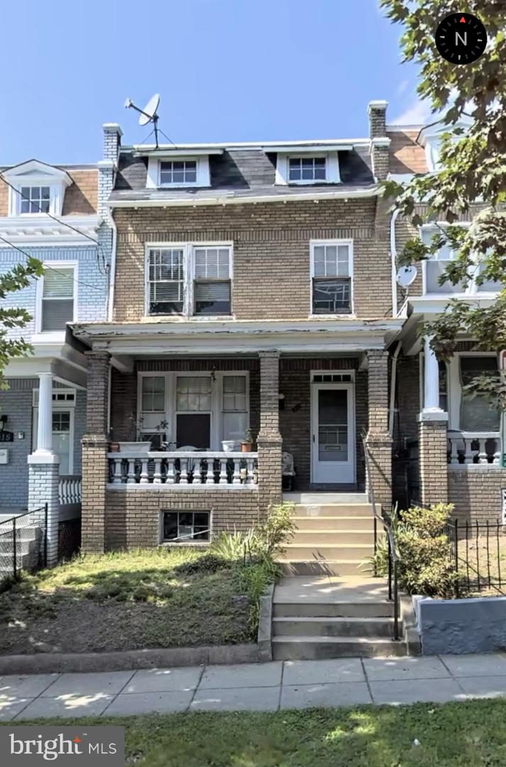 913 Emerson STREET NW