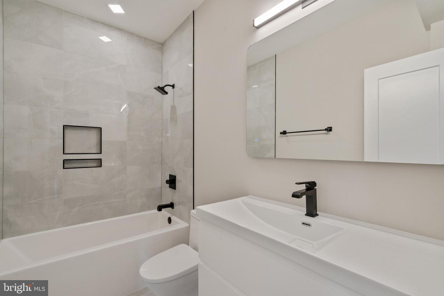 1028 Bladensburg ROAD NE Unit: 47