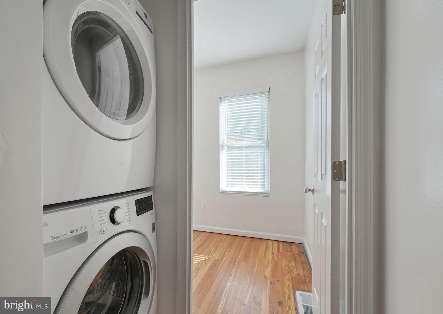 5 16th STREET NE