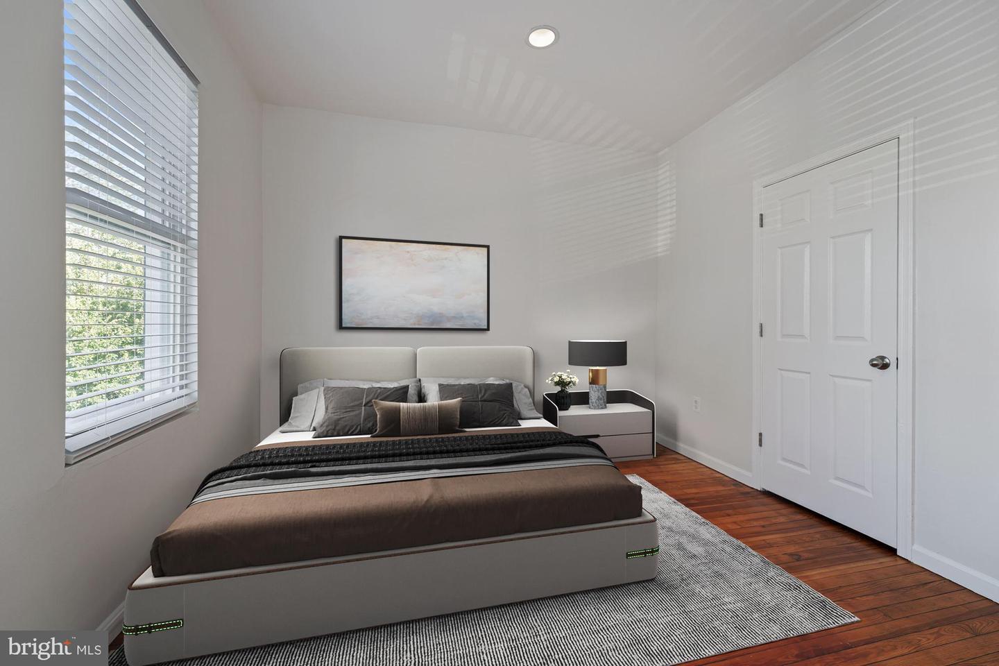 5 16th STREET NE