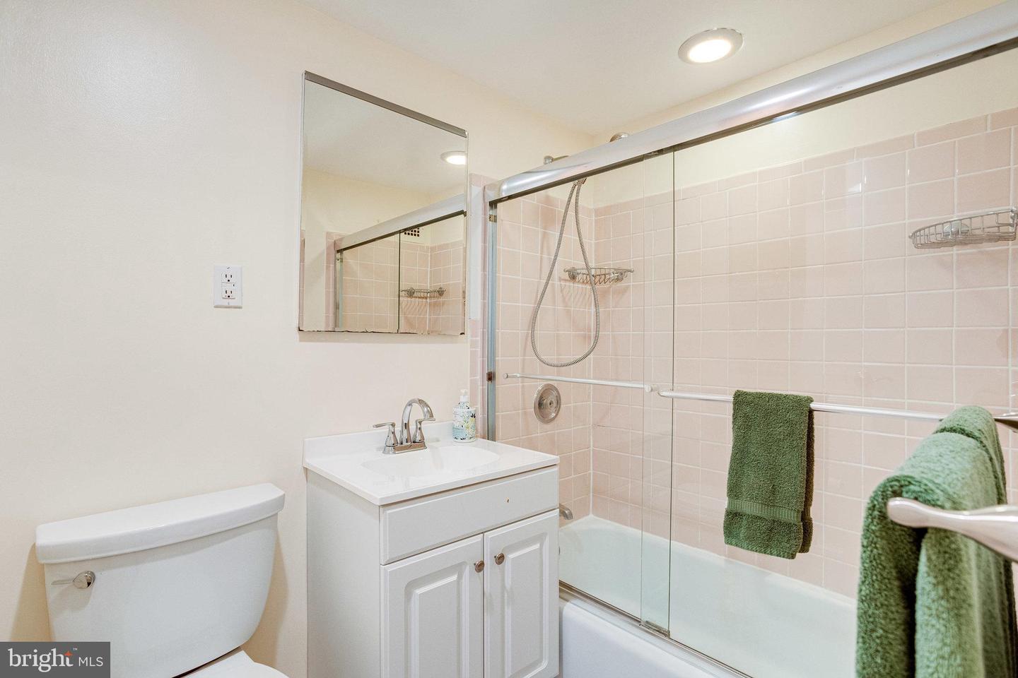 730 24th STREET NW Unit: 209