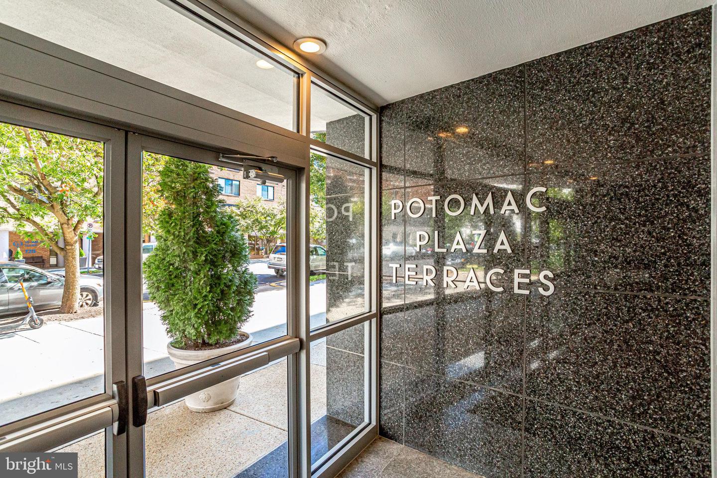 730 24th STREET NW Unit: 209
