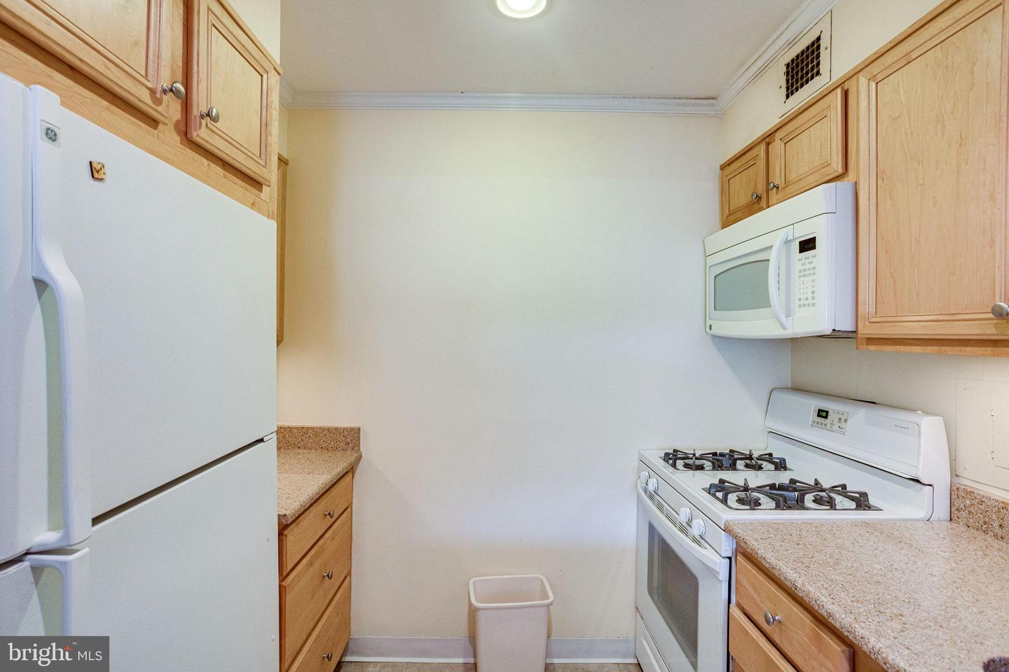 730 24th STREET NW Unit: 209