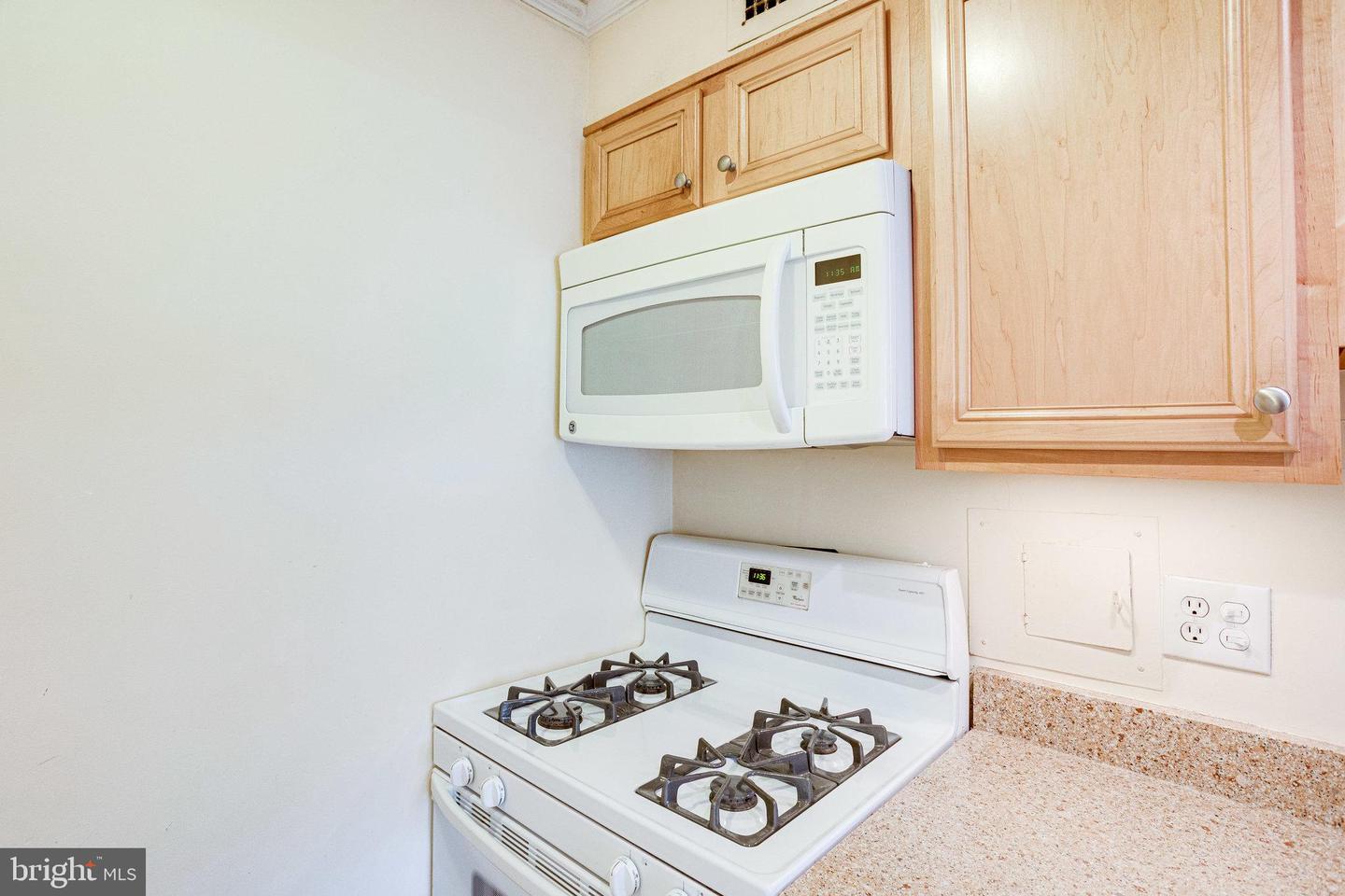 730 24th STREET NW Unit: 209
