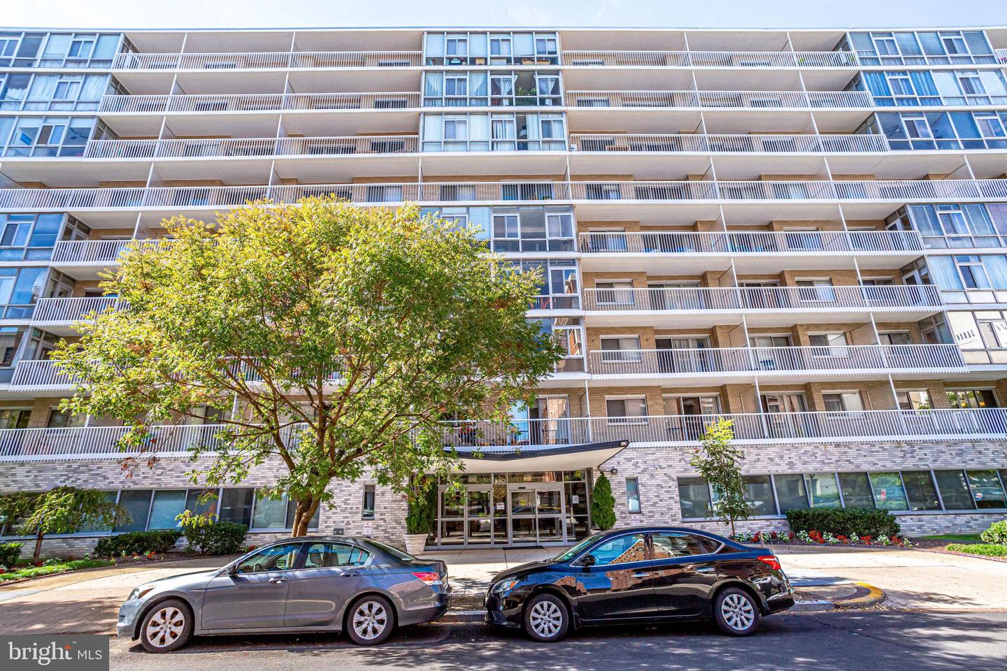 730 24th STREET NW Unit: 209
