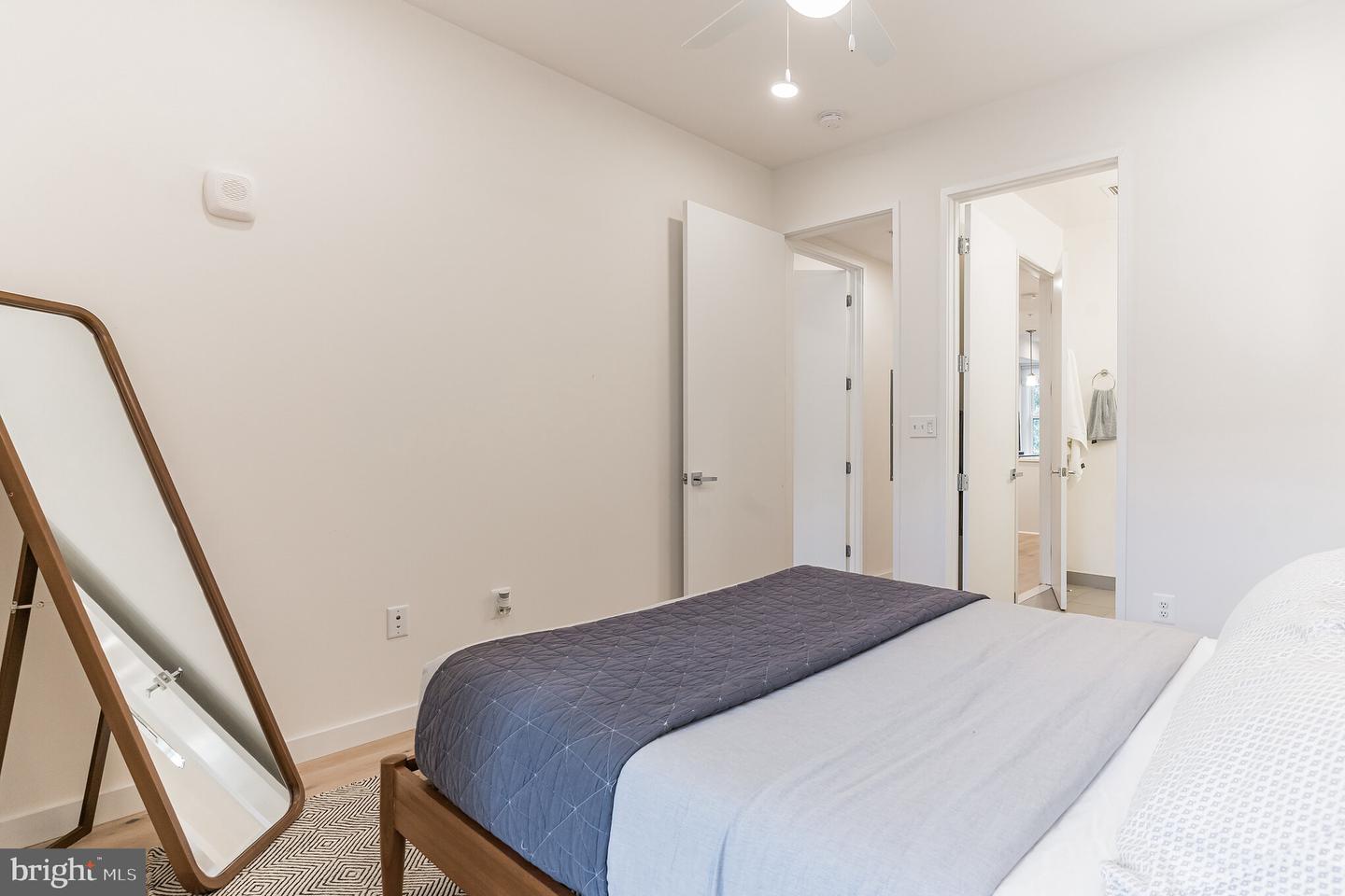 1112 5th STREET NW Unit: 5