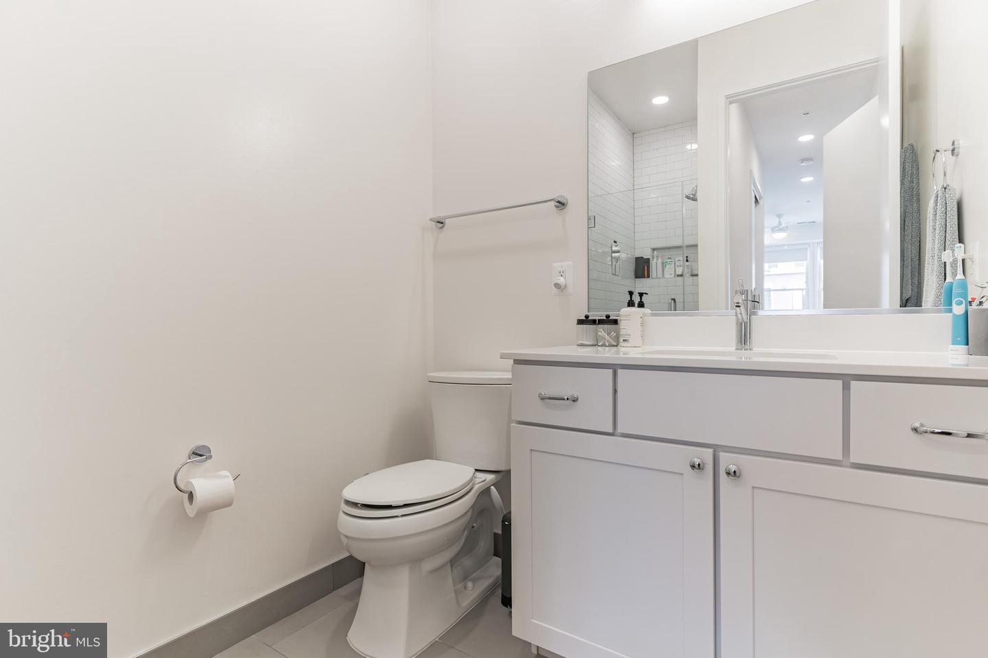 1112 5th STREET NW Unit: 5