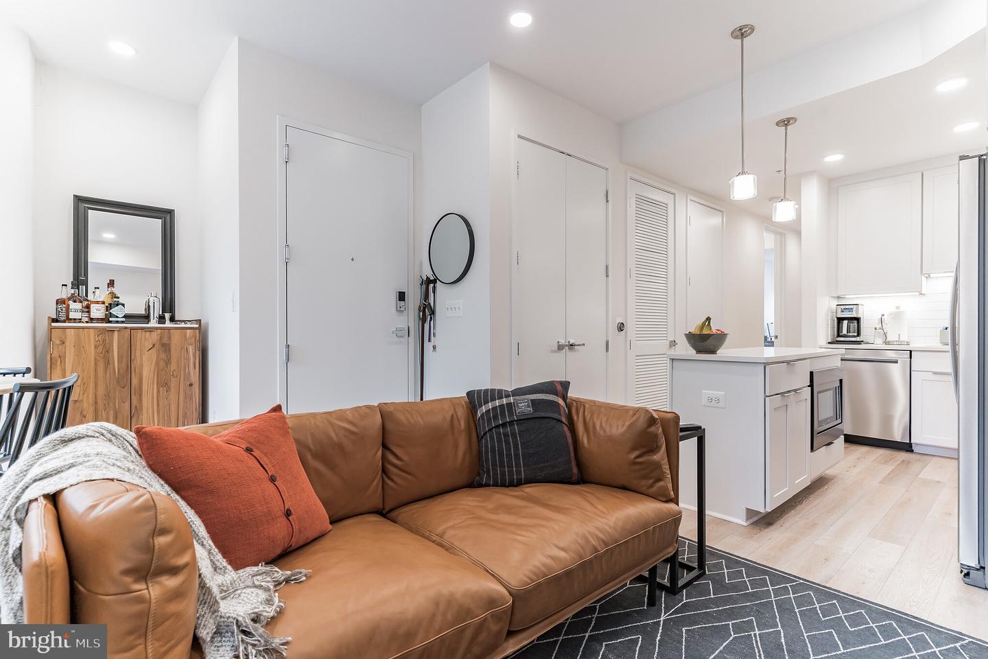 1112 5th STREET NW Unit: 5