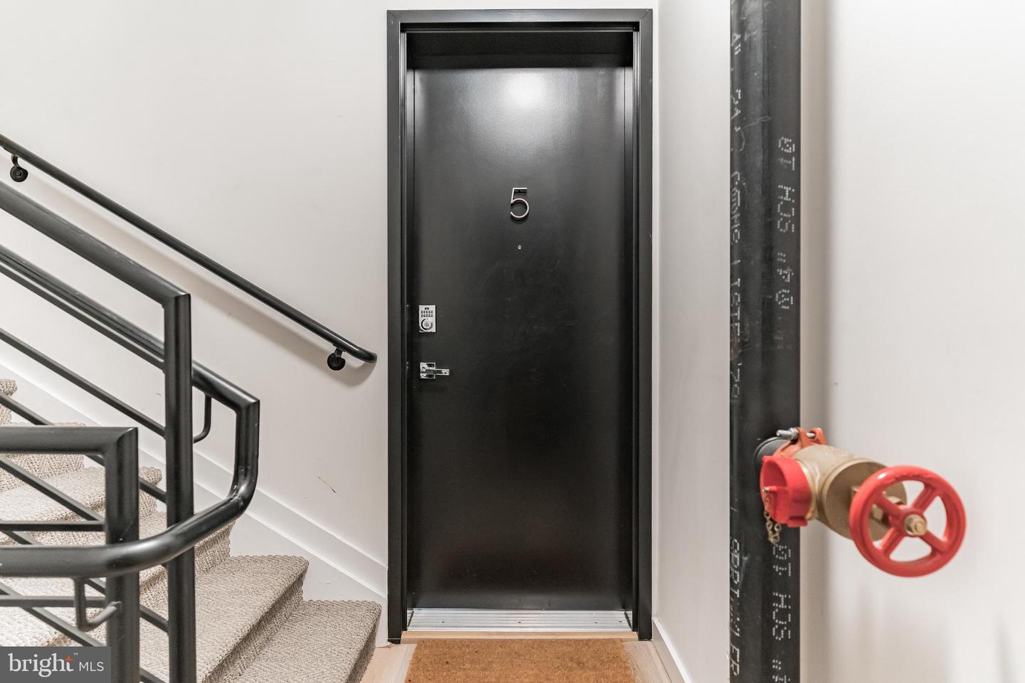 1112 5th STREET NW Unit: 5