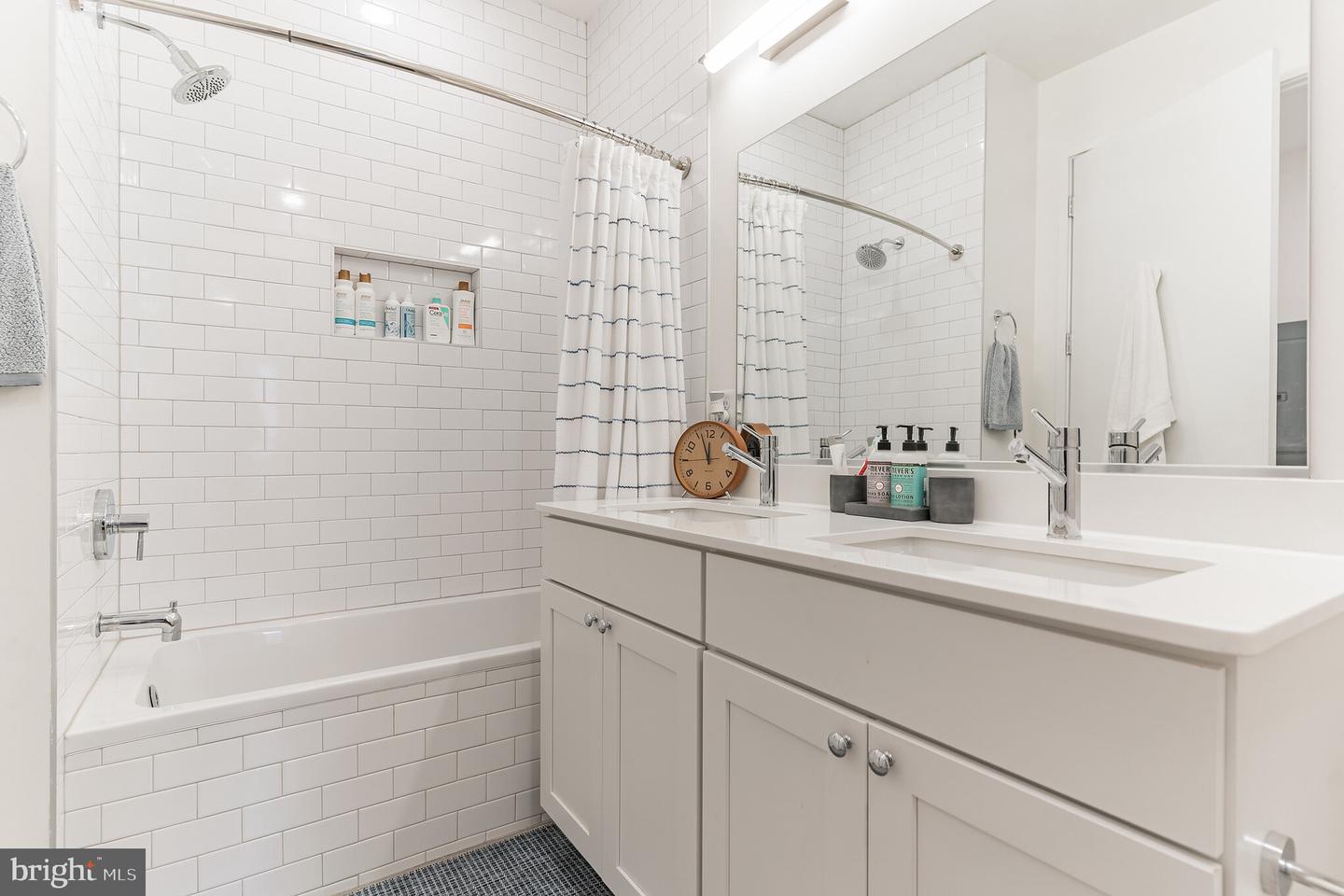1112 5th STREET NW Unit: 5