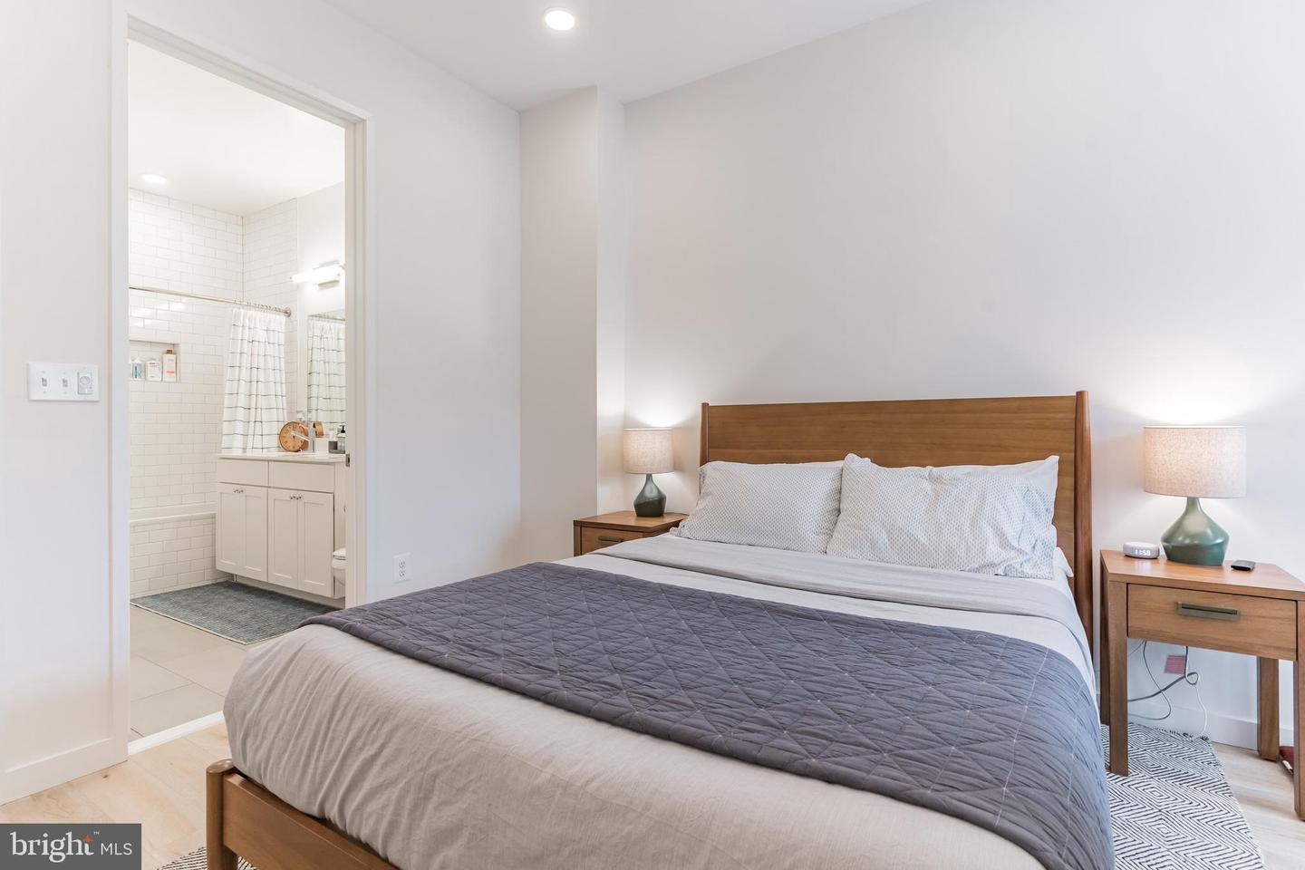 1112 5th STREET NW Unit: 5