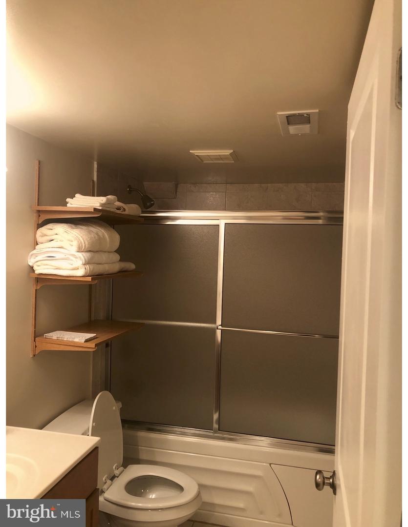 703 6th STREET NW Unit: 1