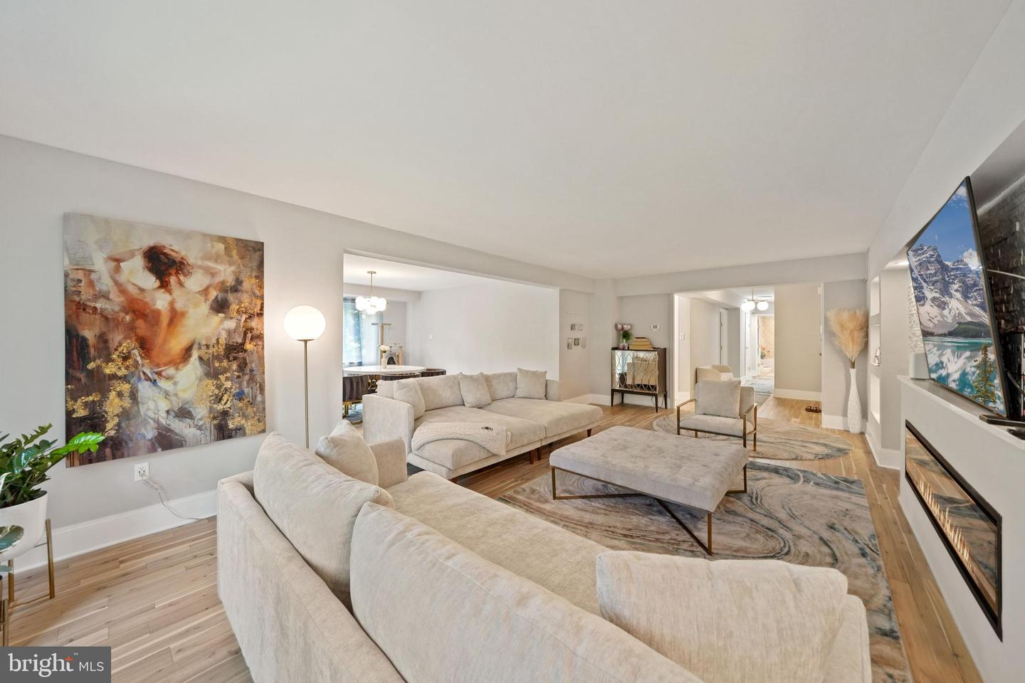 4201 Cathedral AVENUE NW Unit: 405E
