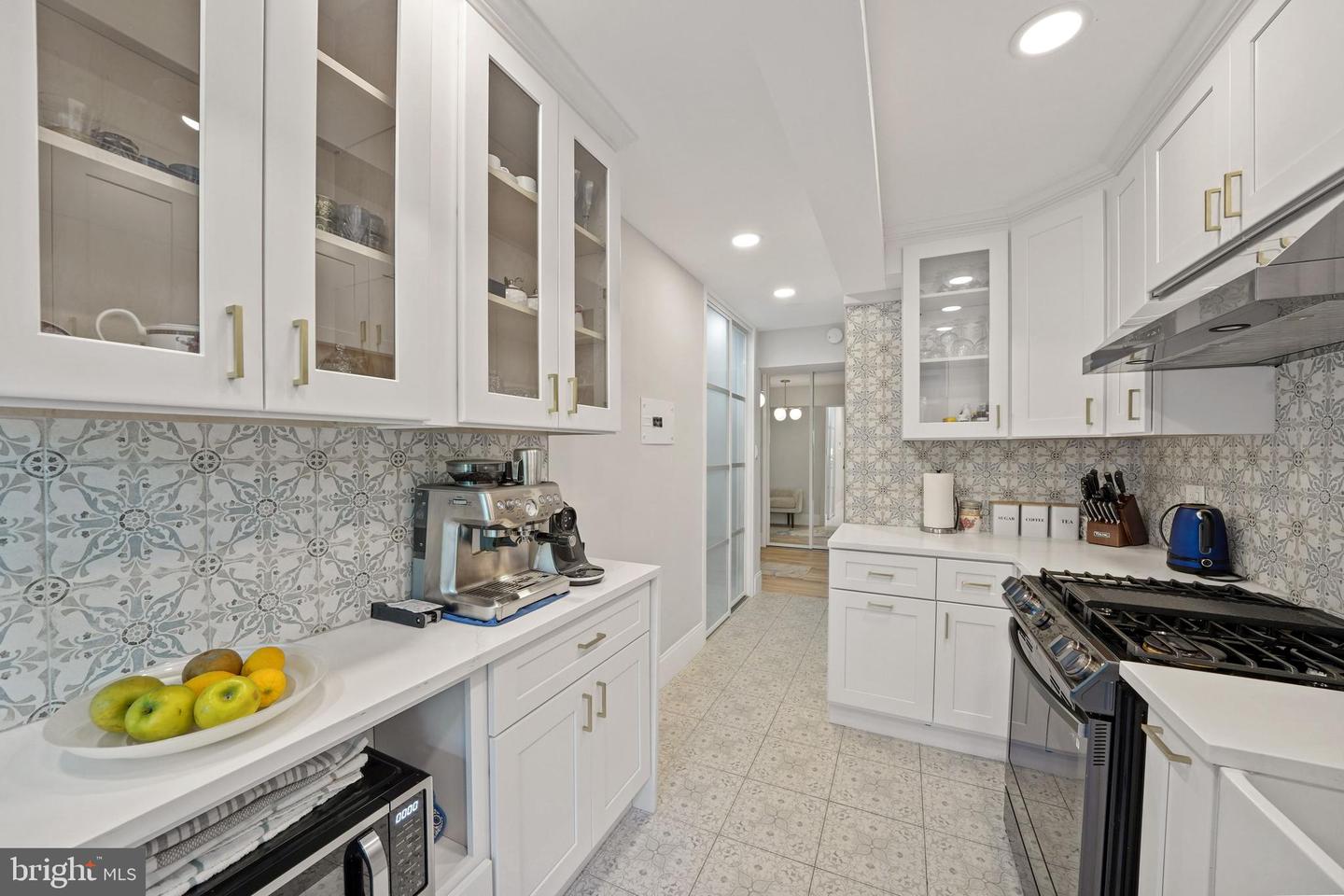 4201 Cathedral AVENUE NW Unit: 405E