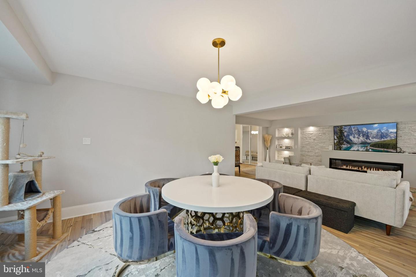 4201 Cathedral AVENUE NW Unit: 405E