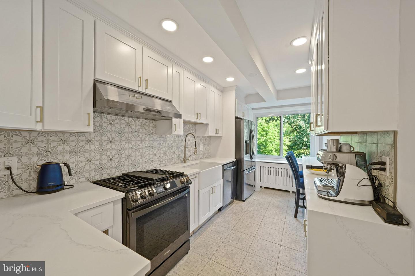 4201 Cathedral AVENUE NW Unit: 405E