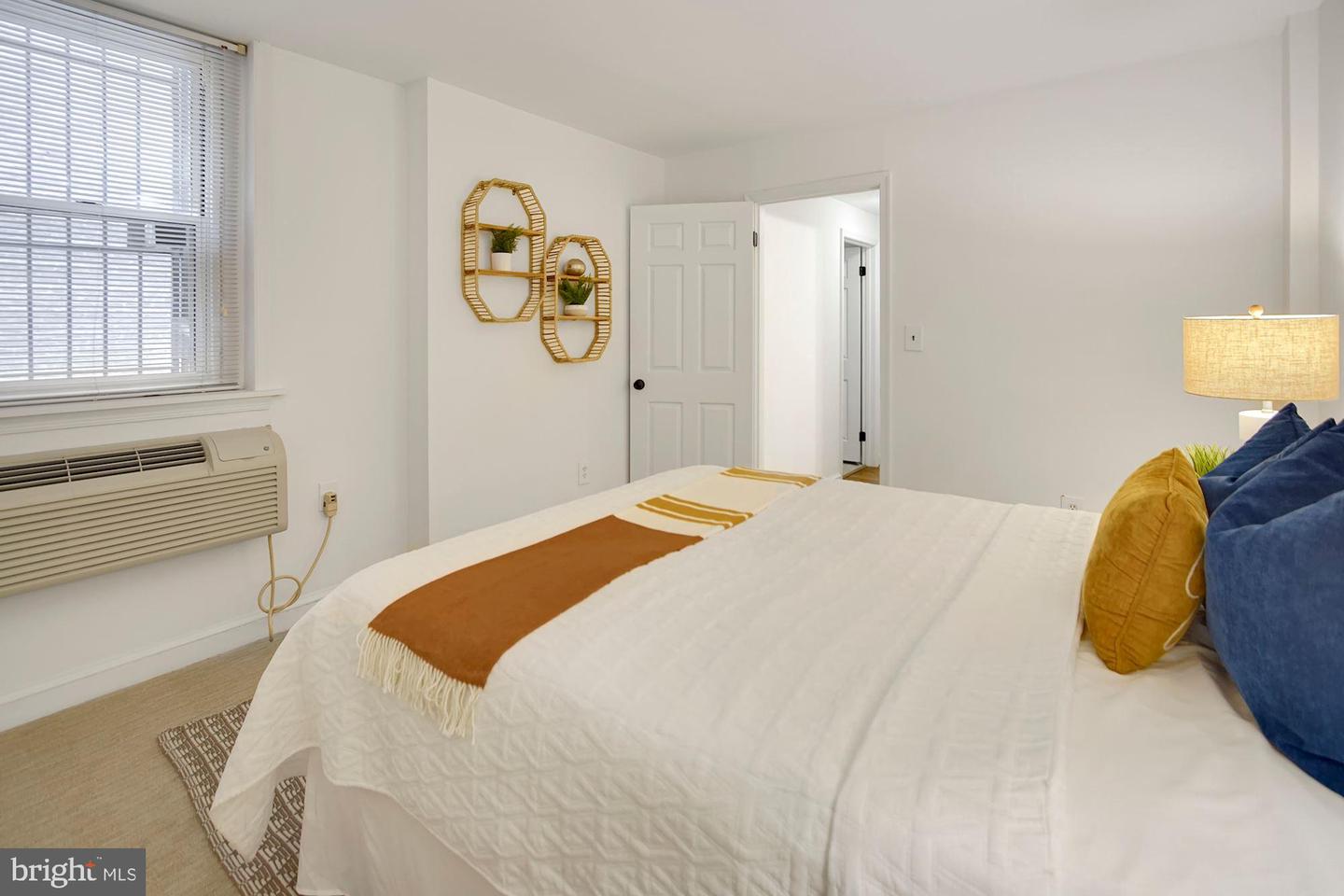 1725 New Hampshire AVENUE NW Unit: 102