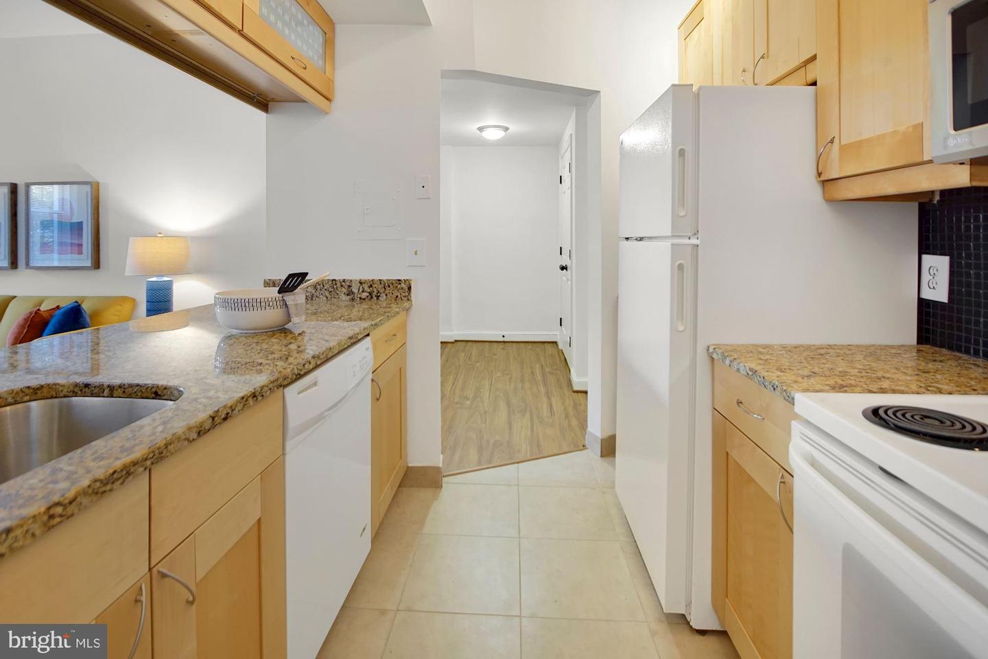 1725 New Hampshire AVENUE NW Unit: 102