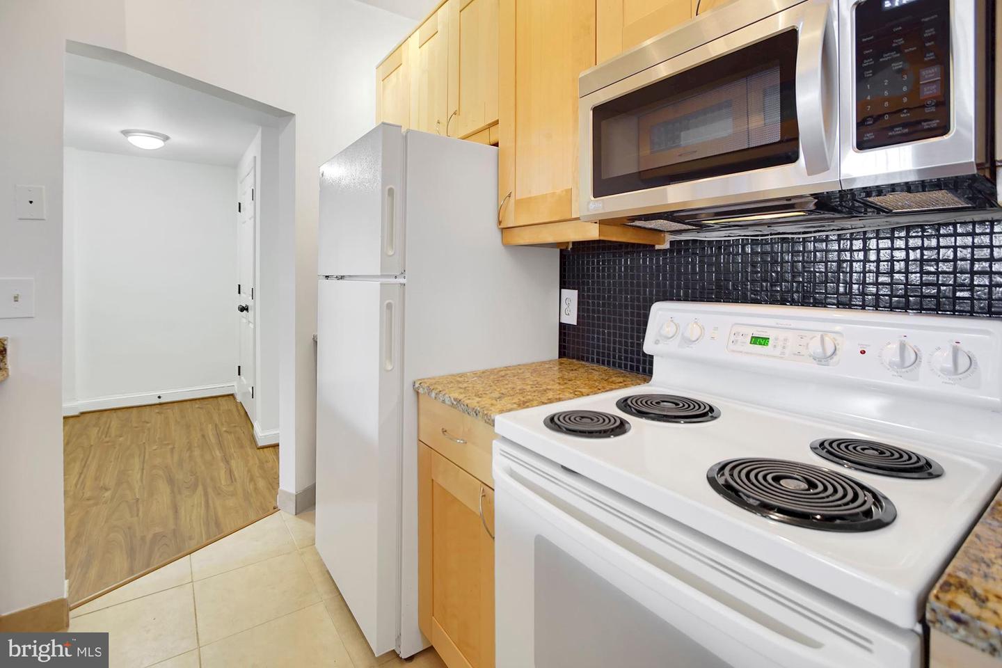 1725 New Hampshire AVENUE NW Unit: 102