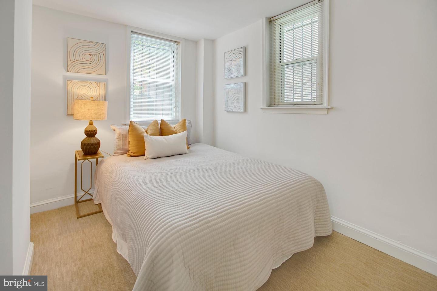 1725 New Hampshire AVENUE NW Unit: 102