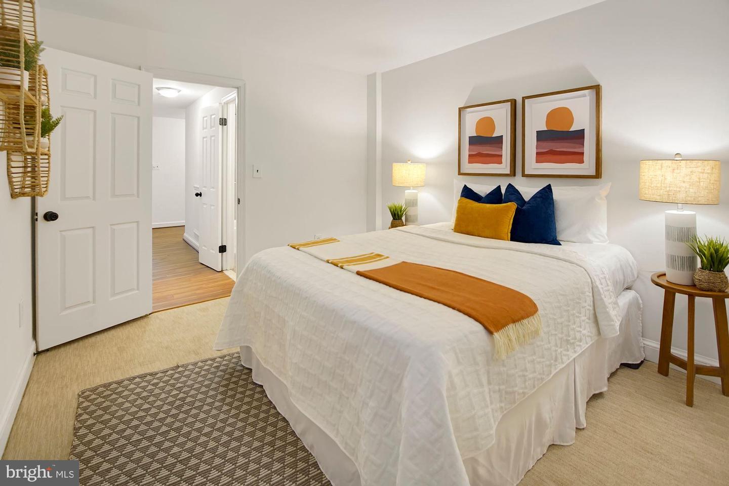1725 New Hampshire AVENUE NW Unit: 102