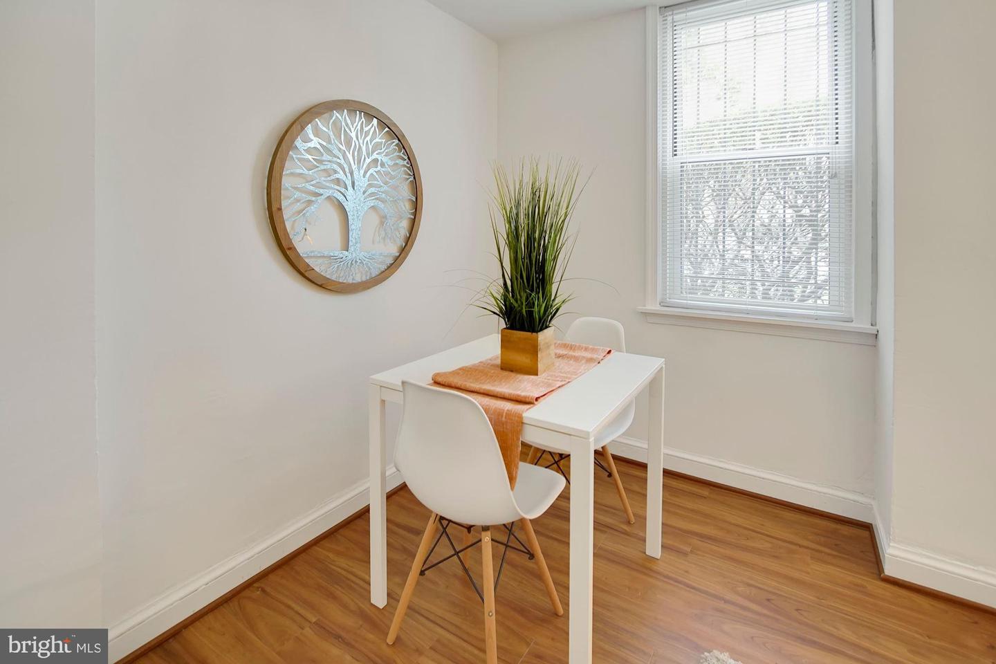 1725 New Hampshire AVENUE NW Unit: 102