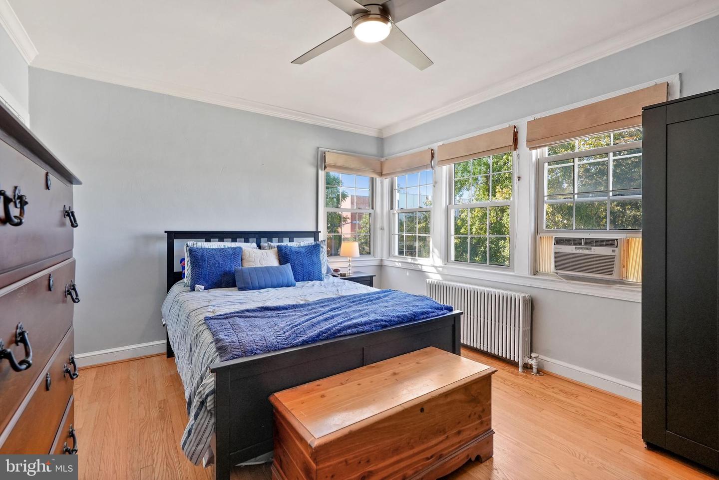 3925 Davis PLACE NW Unit: 301
