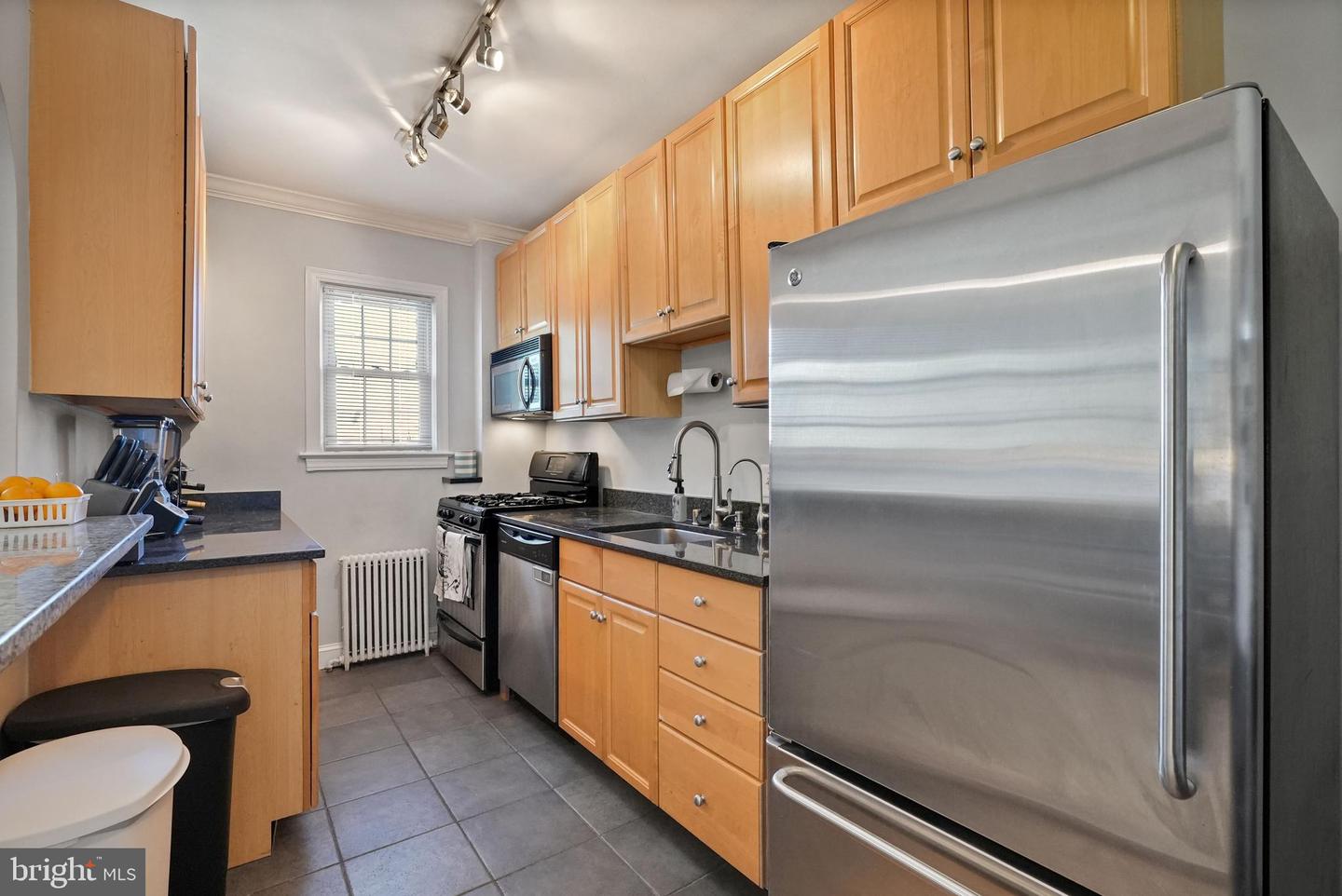 3925 Davis PLACE NW Unit: 301