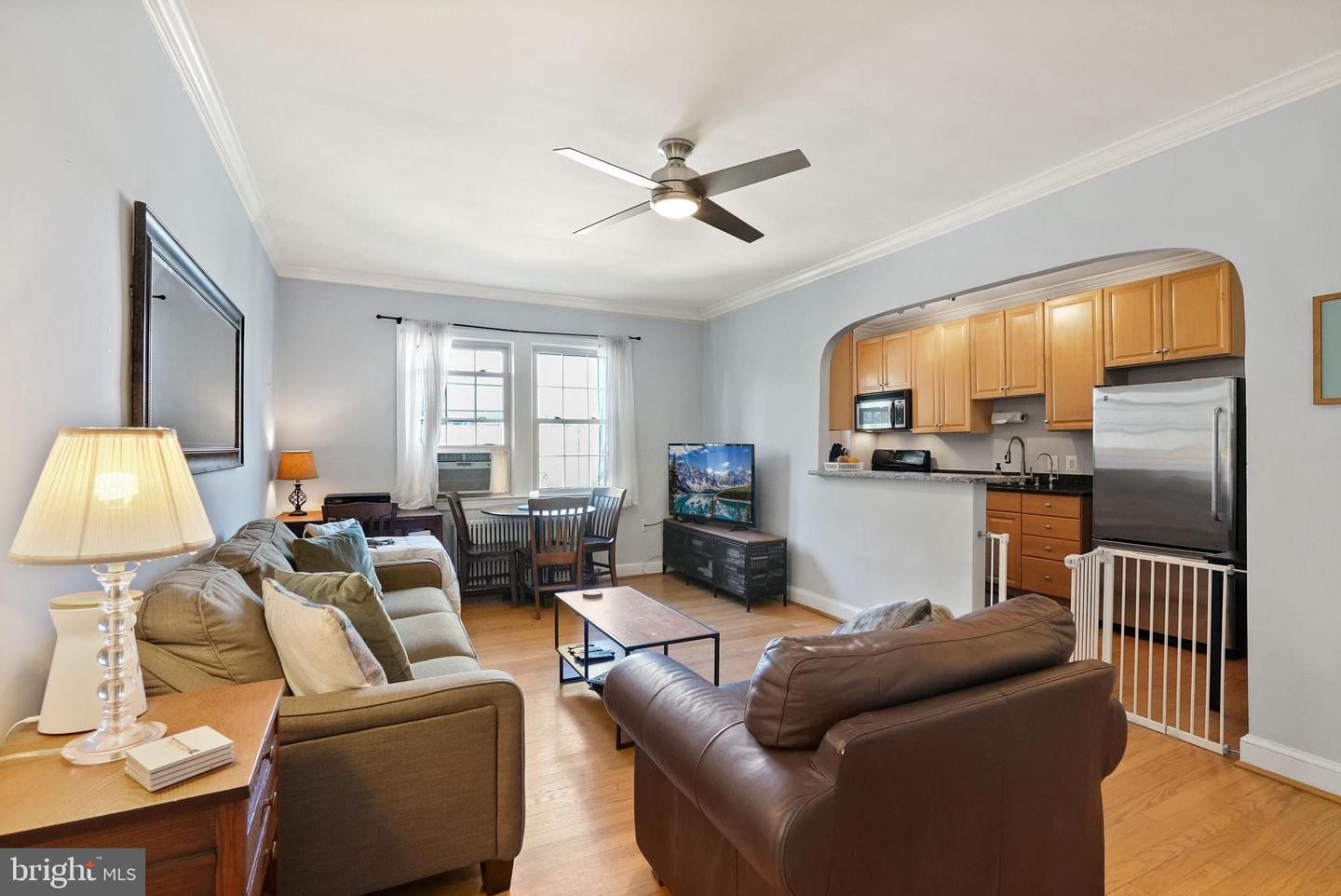 3925 Davis PLACE NW Unit: 301