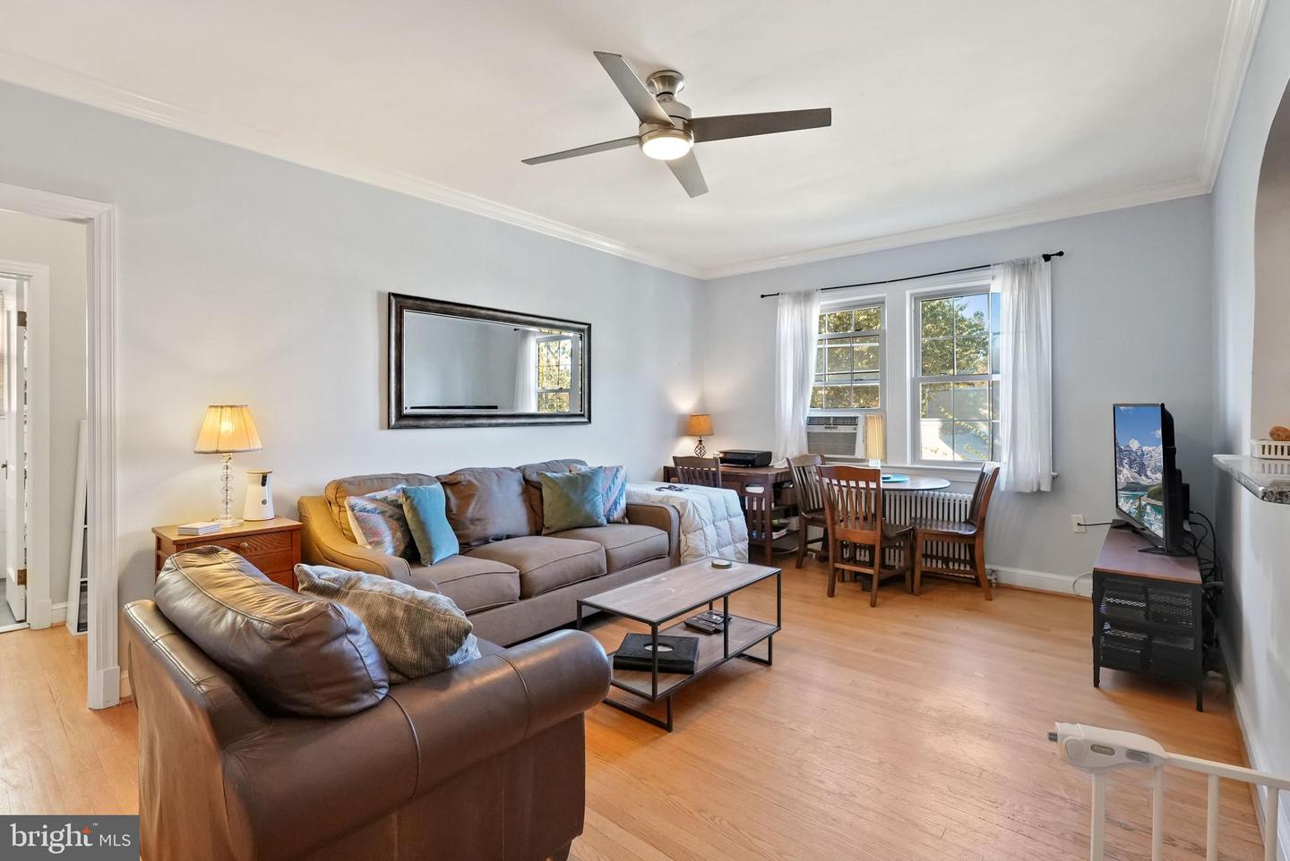 3925 Davis PLACE NW Unit: 301