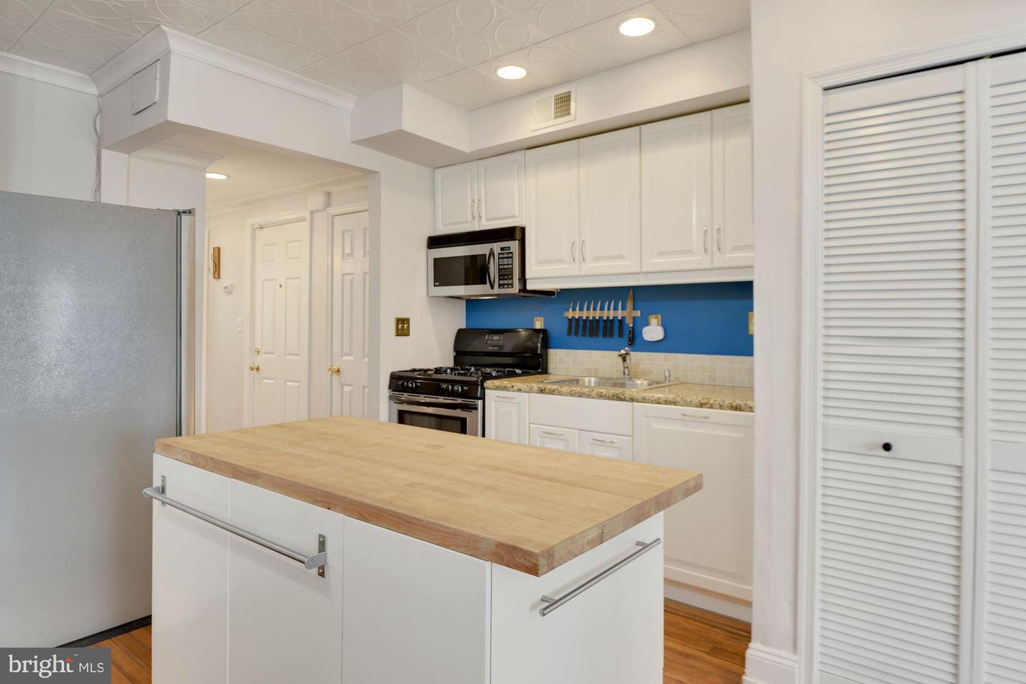 308 13th STREET SE Unit: 4