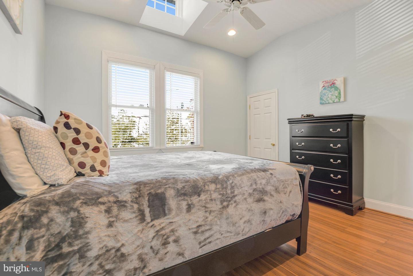 308 13th STREET SE Unit: 4