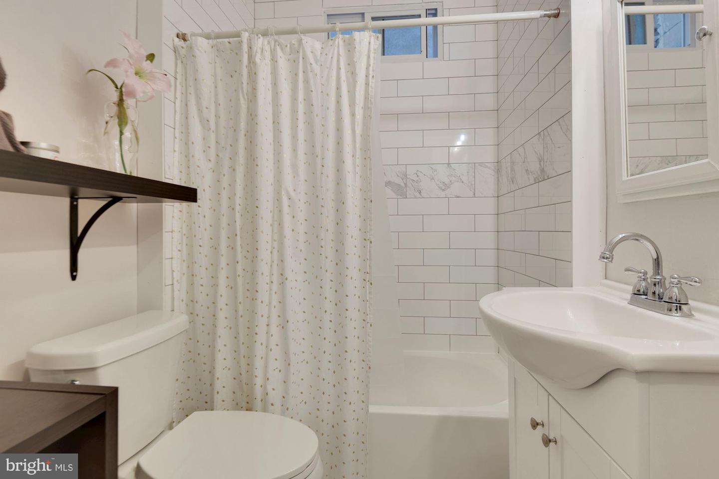 308 13th STREET SE Unit: 4