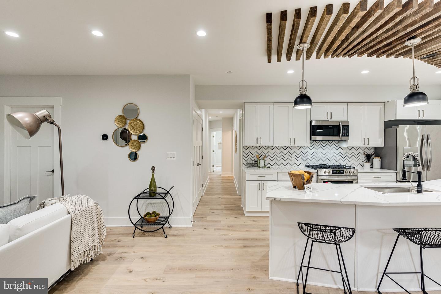 1301 West Virginia AVENUE NE Unit: 1
