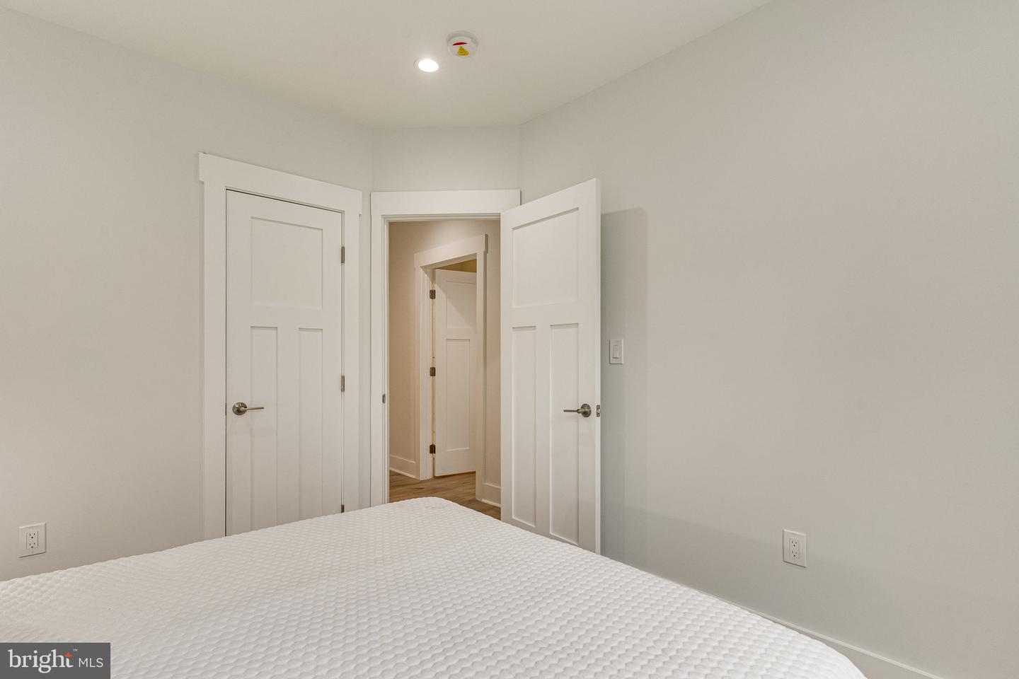 1301 West Virginia AVENUE NE Unit: 1