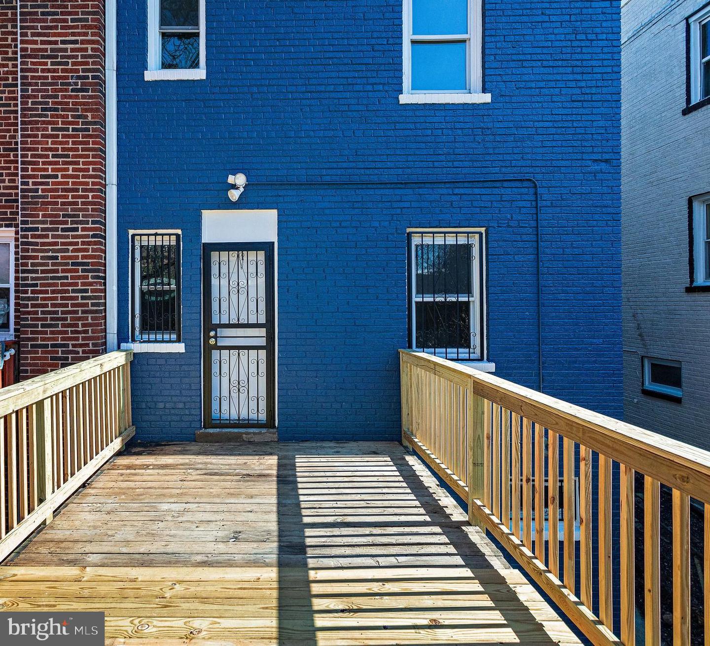 248 Division AVENUE NE