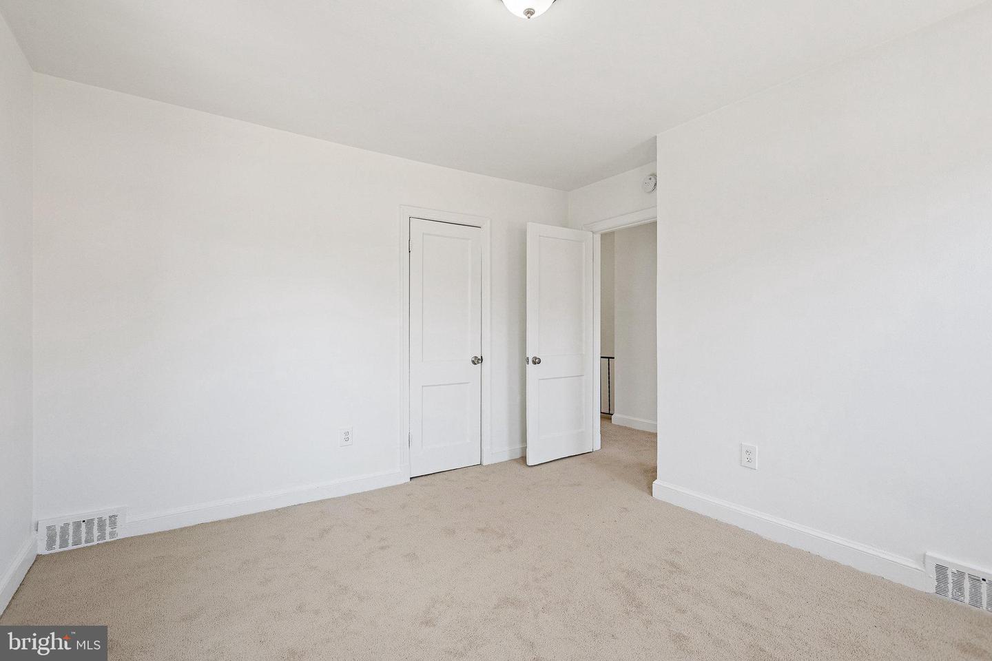 248 Division AVENUE NE