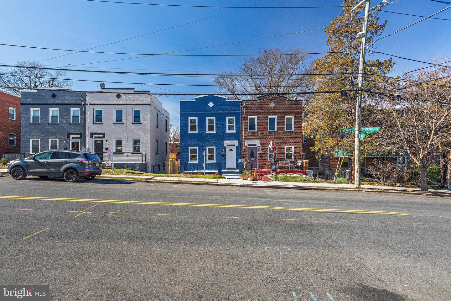 248 Division AVENUE NE