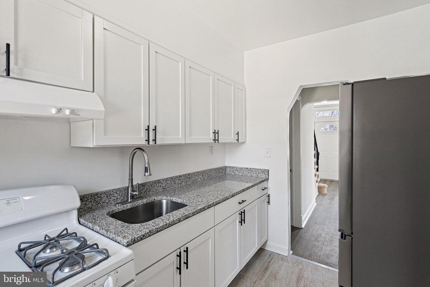248 Division AVENUE NE