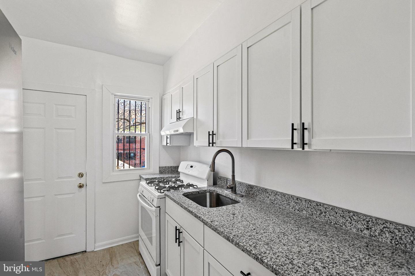 248 Division AVENUE NE
