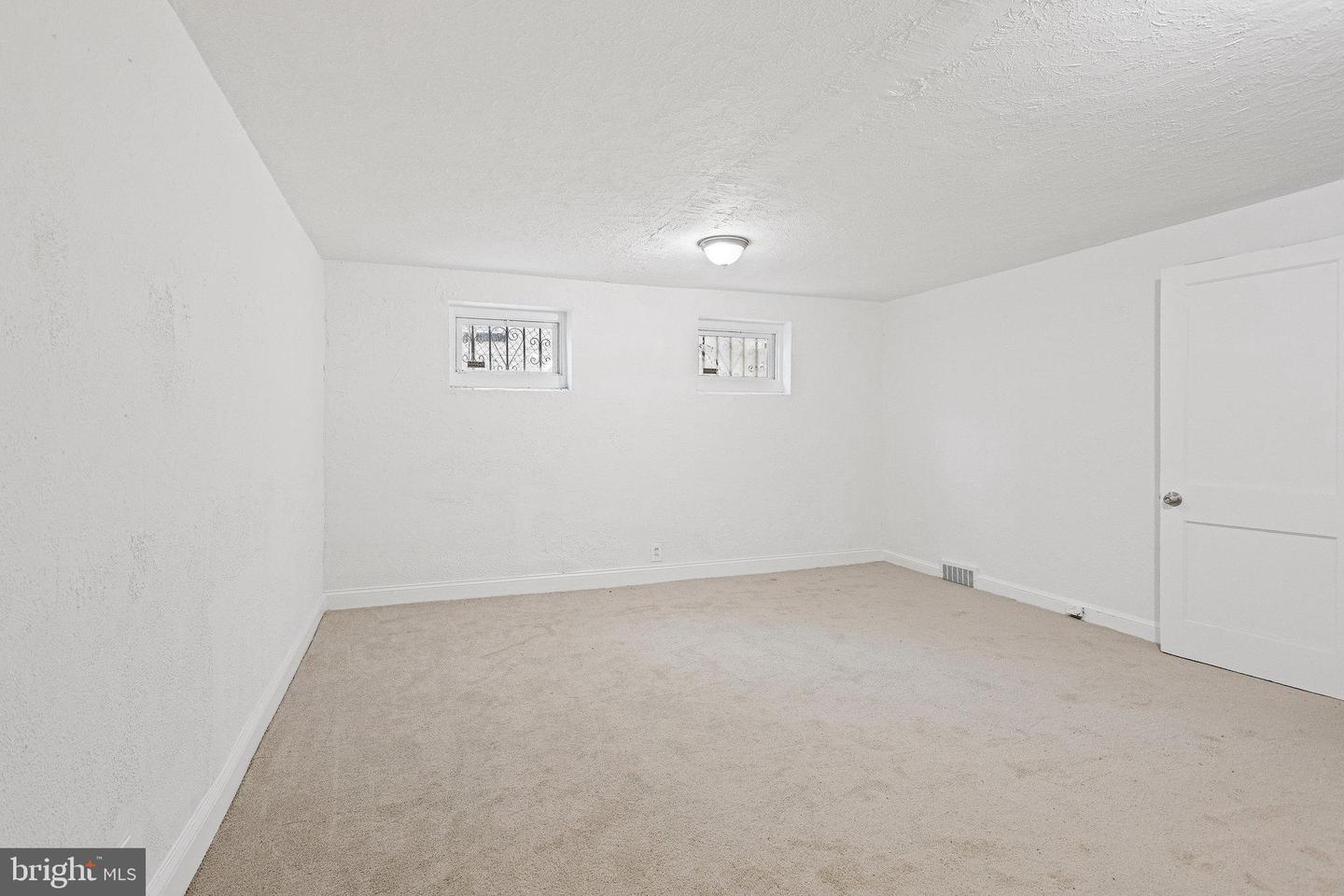 248 Division AVENUE NE