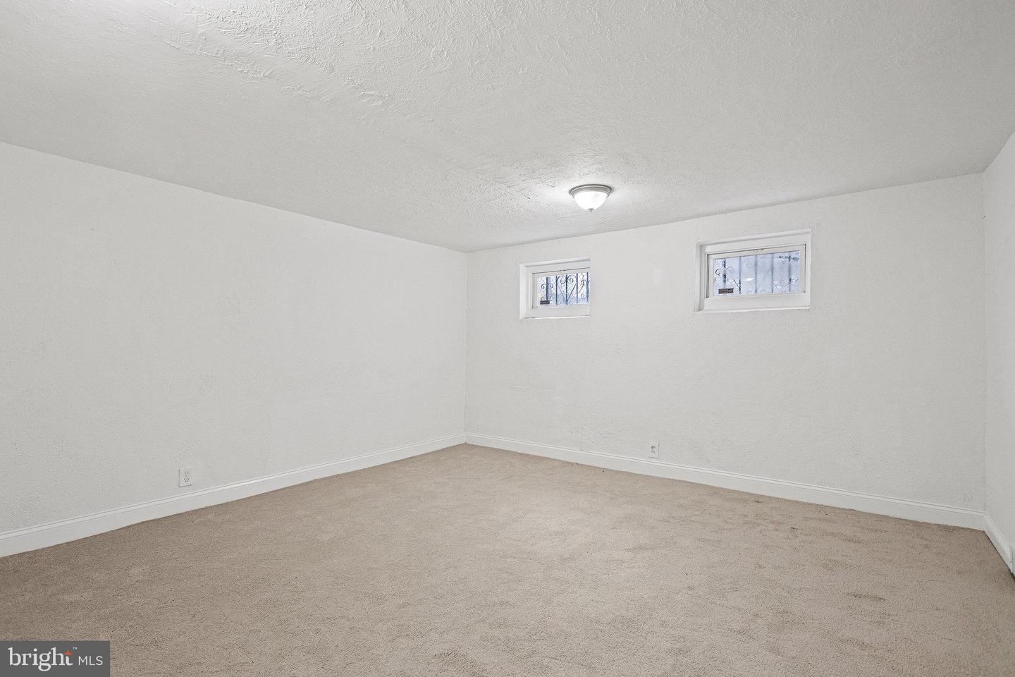 248 Division AVENUE NE