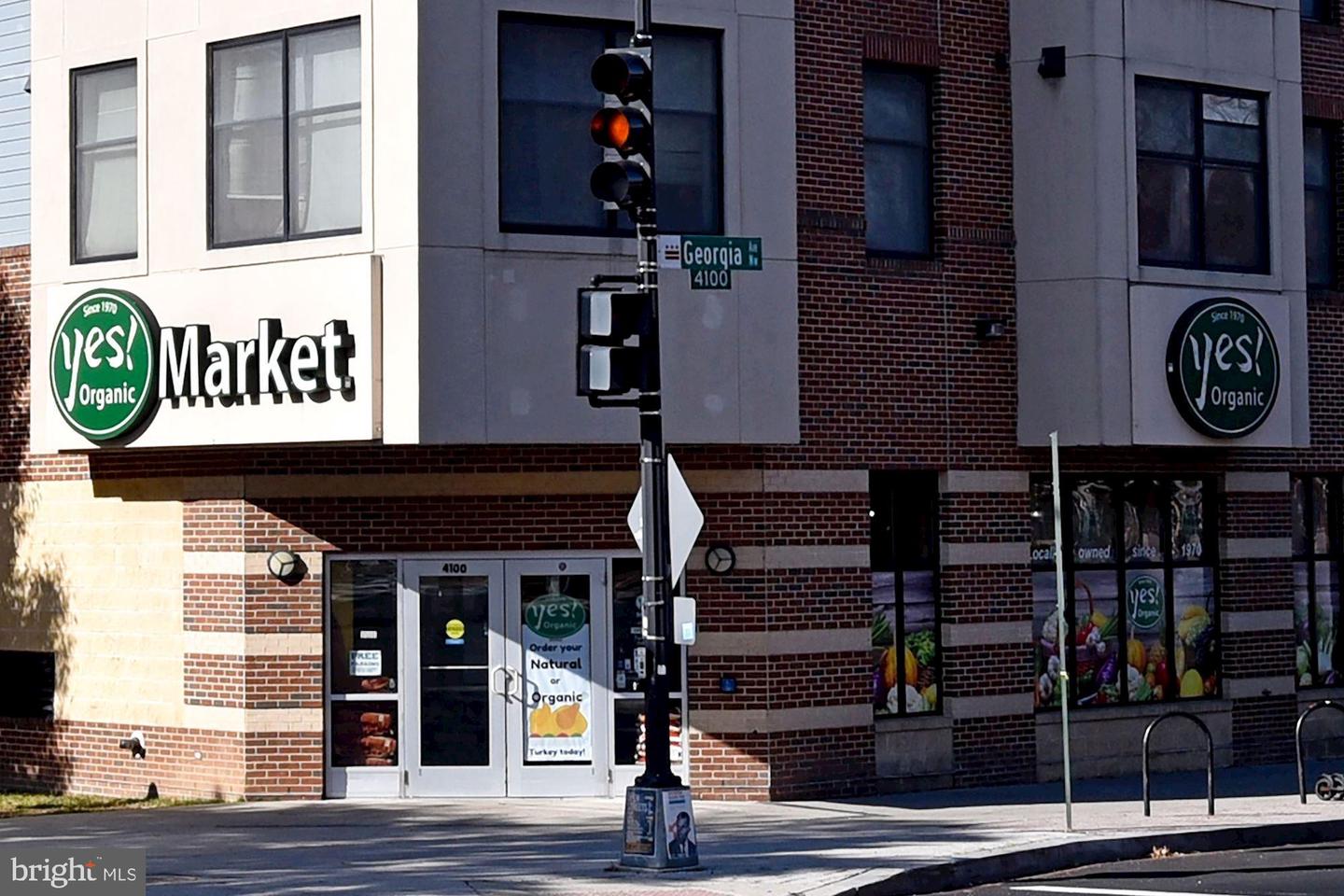 4527 Georgia AVENUE NW Unit: 2