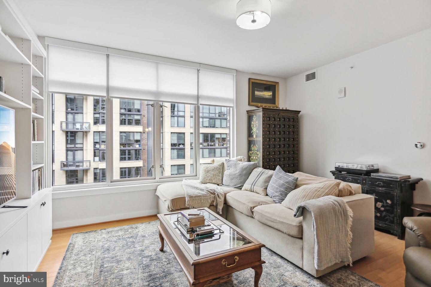1025 1st STREET SE Unit: 1014