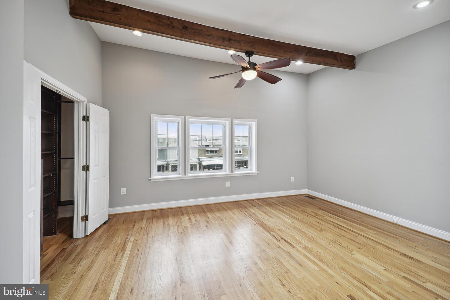 428 Emerson STREET NW