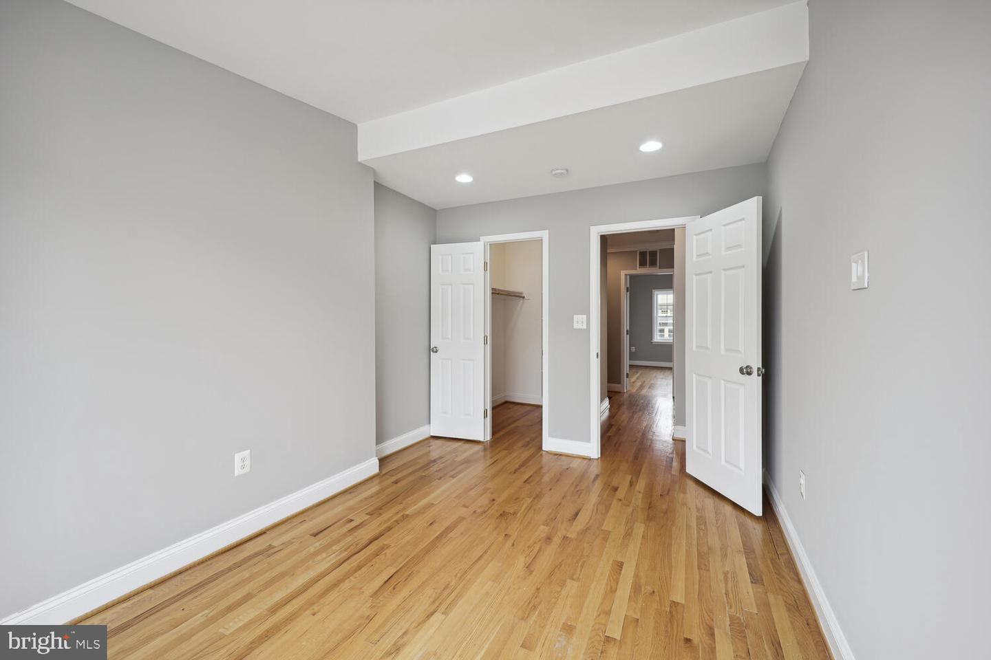 428 Emerson STREET NW