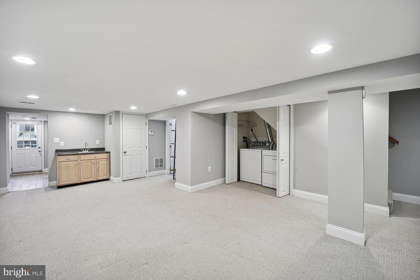 428 Emerson STREET NW