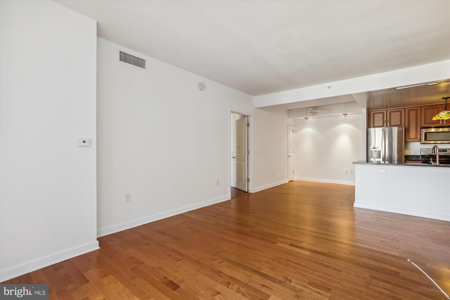 475 K St NW #802